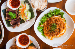 Natty's Pantry Reviews: Aroy Thai Restaurant - Chicago