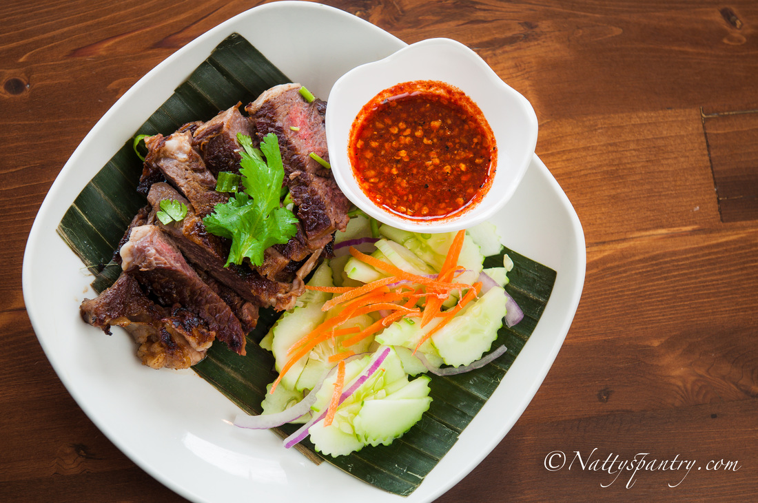 Natty's Pantry Reviews: Aroy Thai Restaurant - Chicago