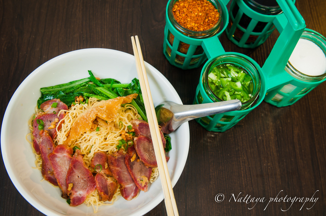 Bamee Haeng Moo Daeng : JJ Thai Street food restaurant
