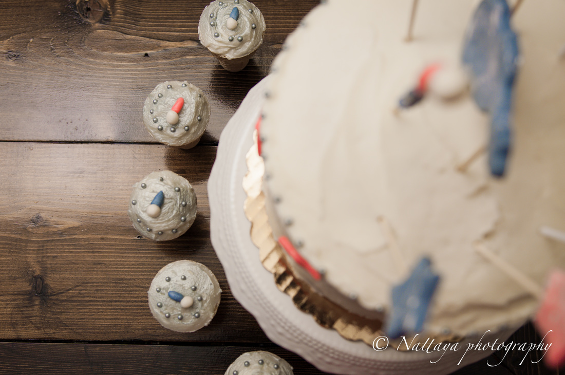  The Microphone Cupcakes & A Three Layers Yellow Cake With Cream Cheese Frosting Recipe