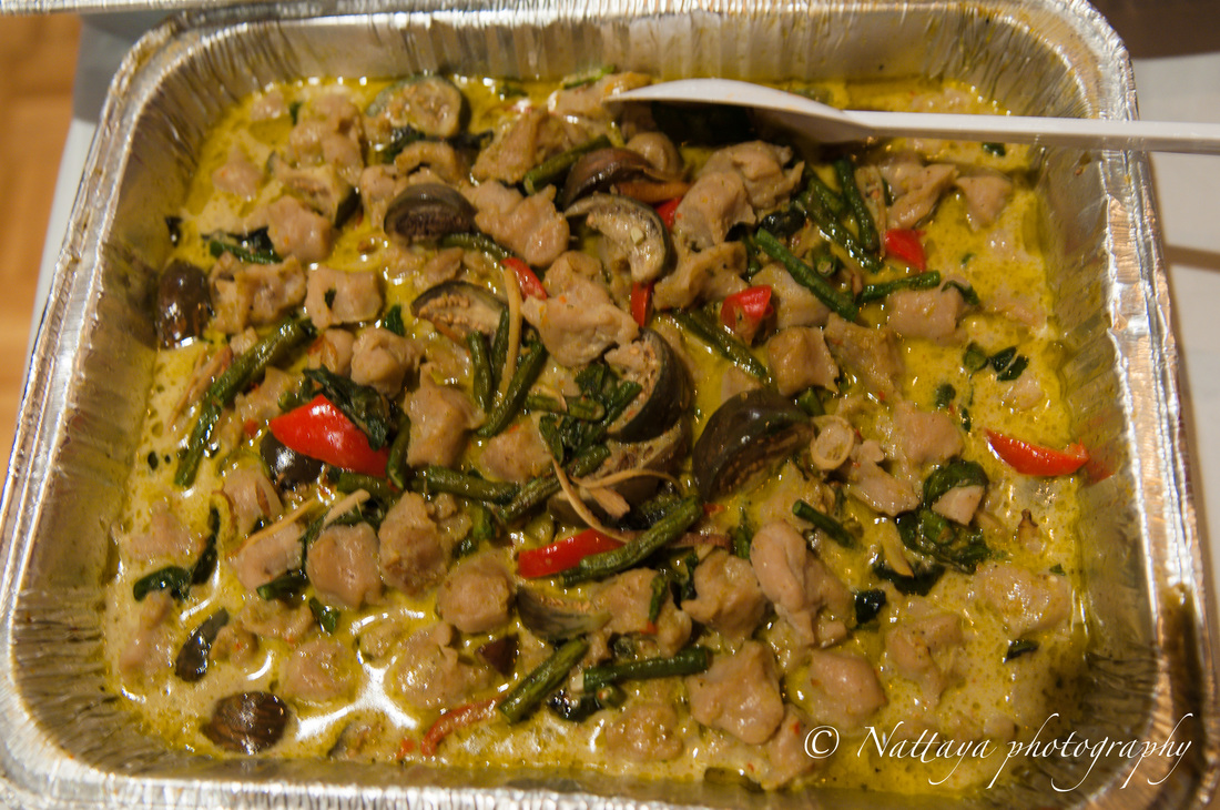 Green Curry with Chicken (แกงเขียวหวาน)