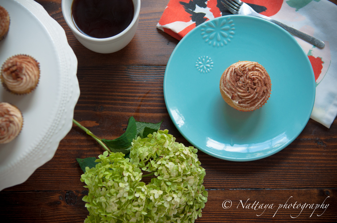 Coffee Mini-Cupcakes with Espresso Cream Cheese Frosting Recipe