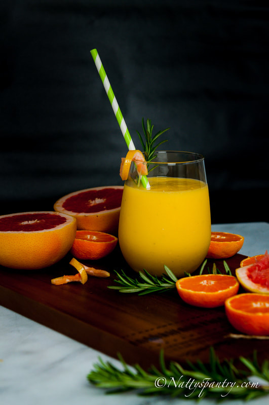  High Vitamin C Grapefruit, Orange, Mango & Rosemary Smoothie recipe : Nattyspantry.com