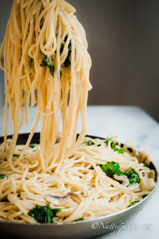 Spaghetti With Spinach, Mushroom, Mascarpone and Parmesan Recipe : Nattyspantry.com